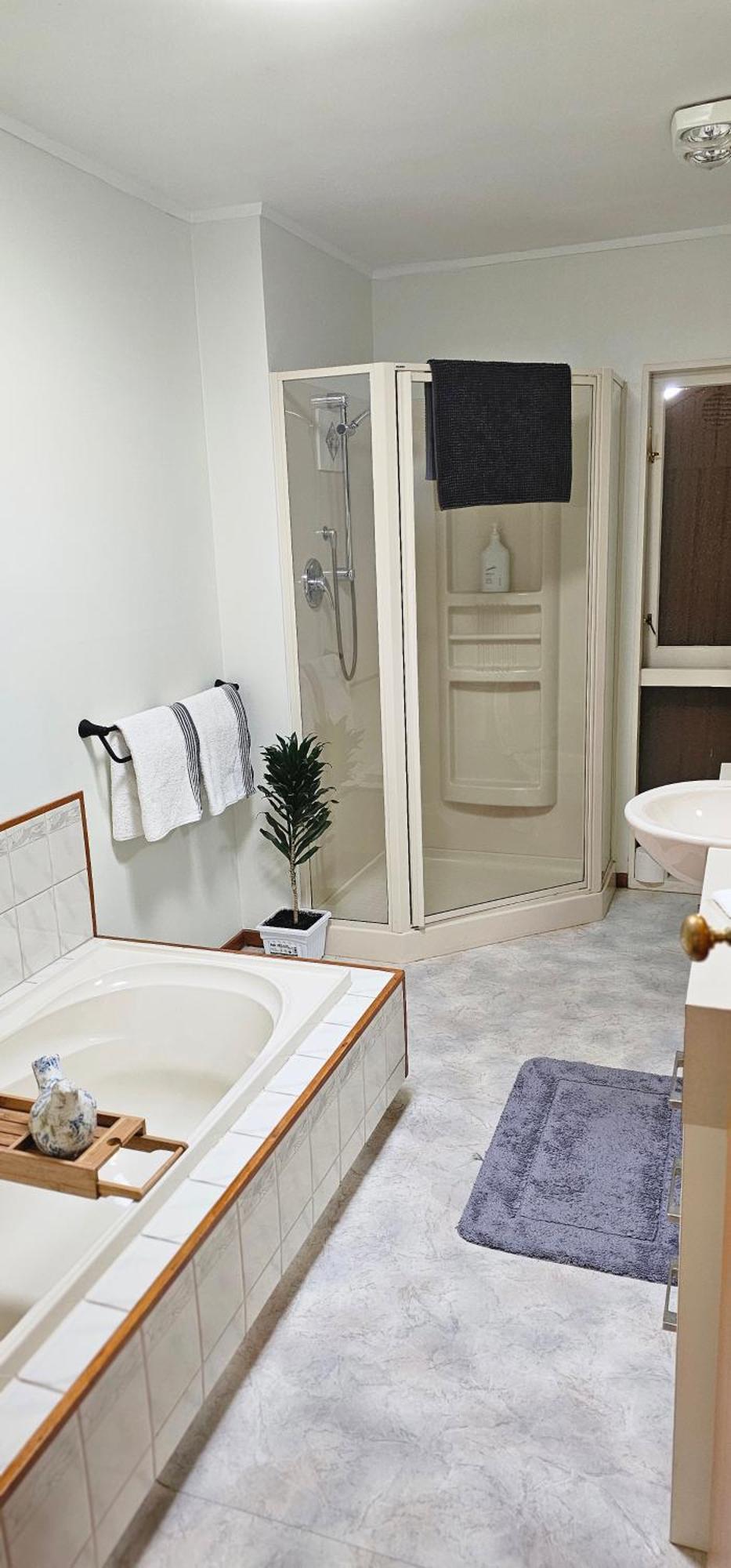 Fred&Donz Bed And Breakfast 타우포 호 외부 사진